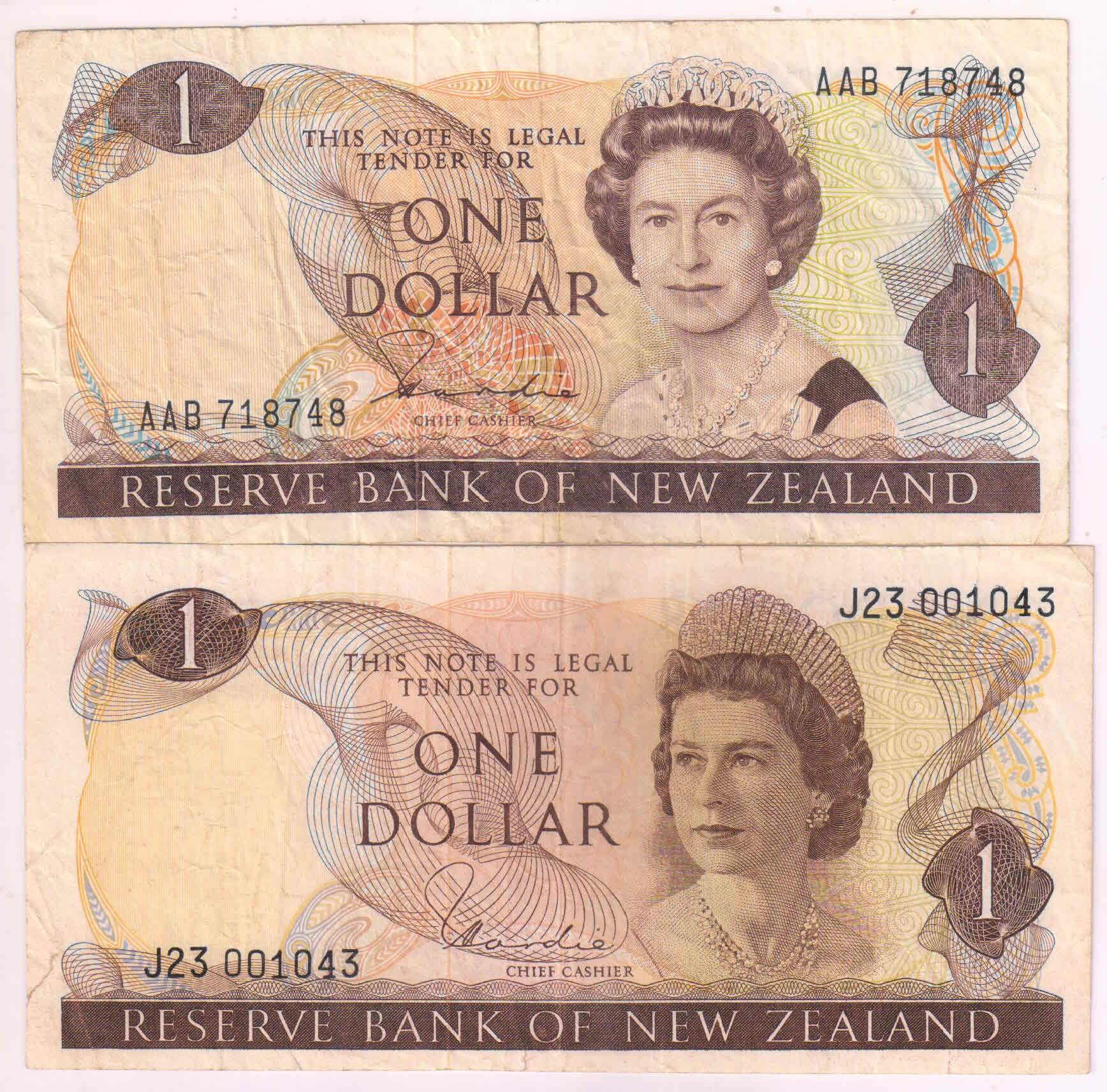 New Zealand 1 Dollar Two Different Types 1968 77 Currency Note 