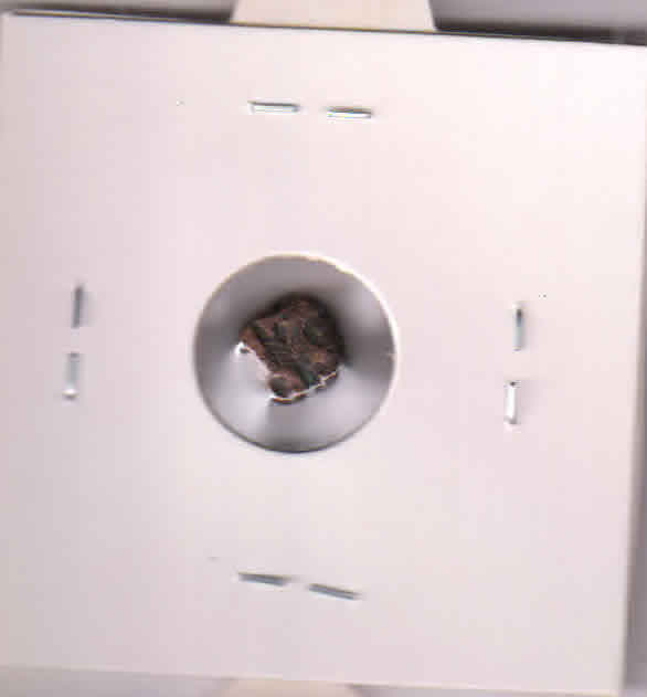 Mughal ,Akbar damri ( 1/8 dam) 1592 1600 tiny copper coin A5 KB